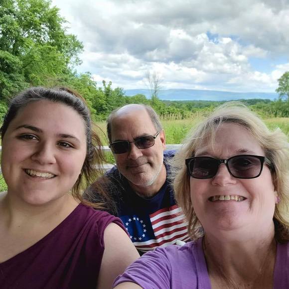 Meet your Posher, Allison - Picture 1 of 1